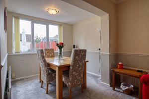 Diner- click for photo gallery